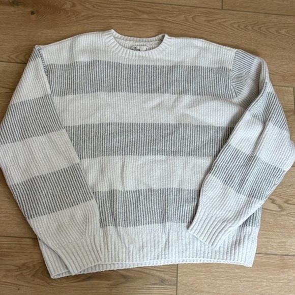 Other - Men's Crewneck Striped Sweater in White and Light Gray